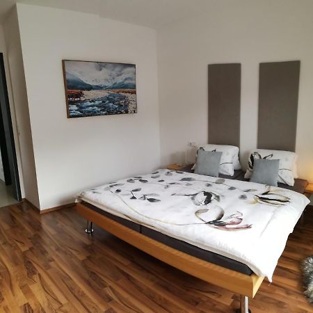 Ferienhaus Adela シュルンス エクステリア 写真