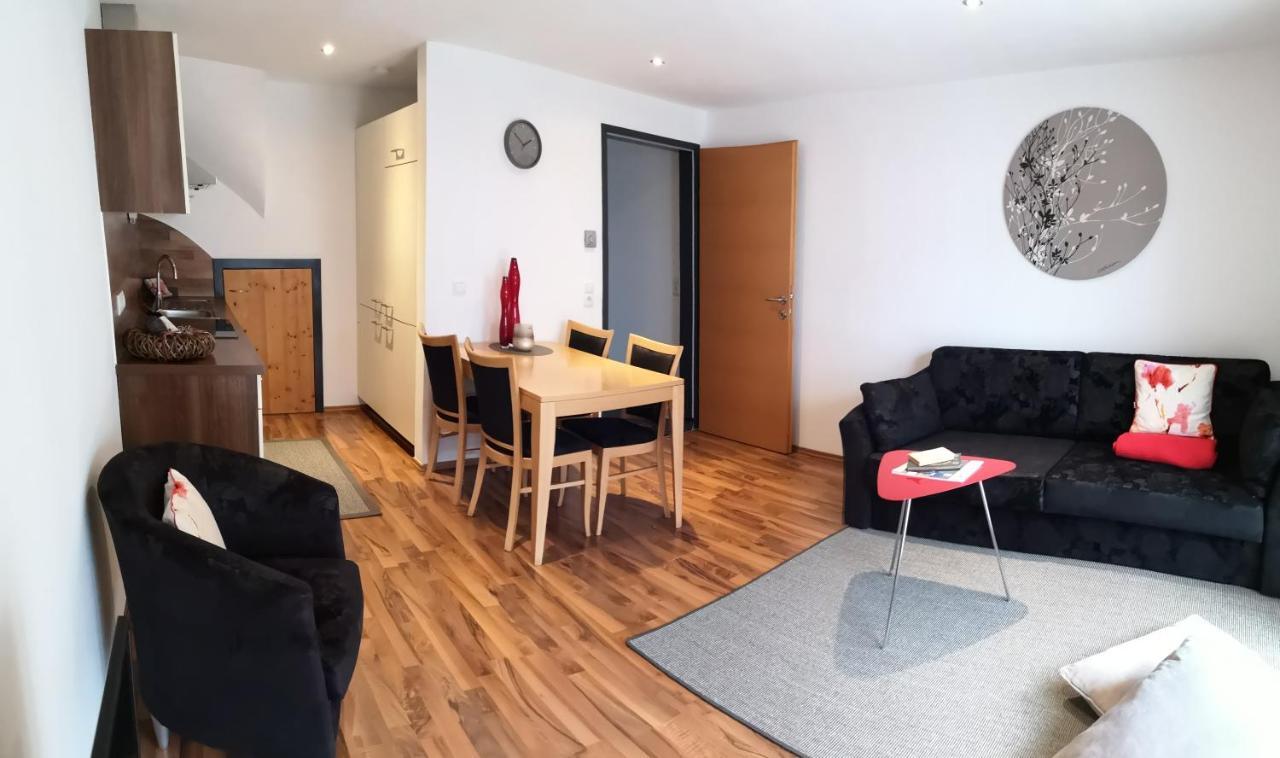 Ferienhaus Adela シュルンス エクステリア 写真