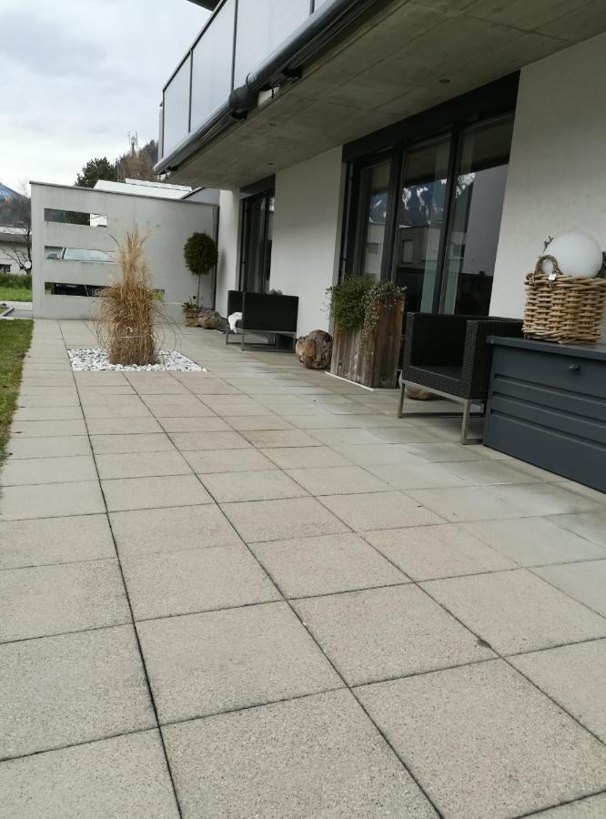 Ferienhaus Adela シュルンス エクステリア 写真